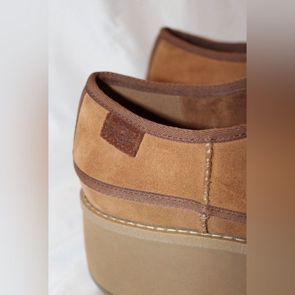 UGG Brown Suede Boat Shoes Loafers Platform - Picture 2 of 4